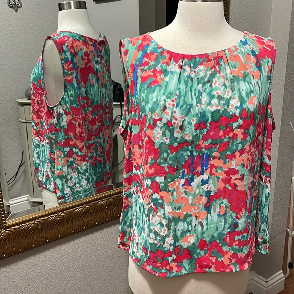 Floral Sleeveless Top - Multicolor
